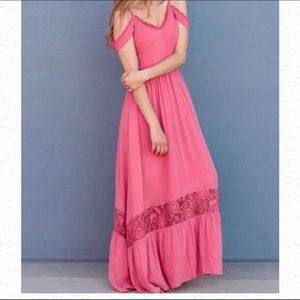 NWT Women’s Size Medium Joyfolie Coral Dress